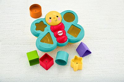 Mattel CDC22 ΠΕΤΑΛΟΥΔΑ ΜΕ ΣΧΗΜΑΤΑ